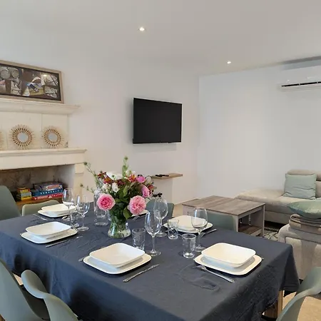 Maison Avec Climatisation Au Coeur Du Village - 6 Pers. - Fr-1-653-290 Saint-Simon (Charente)